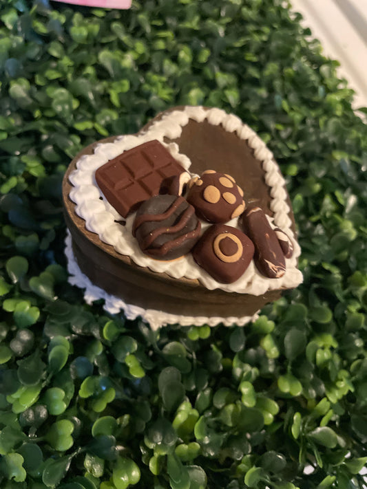 Chocolate trinket box
