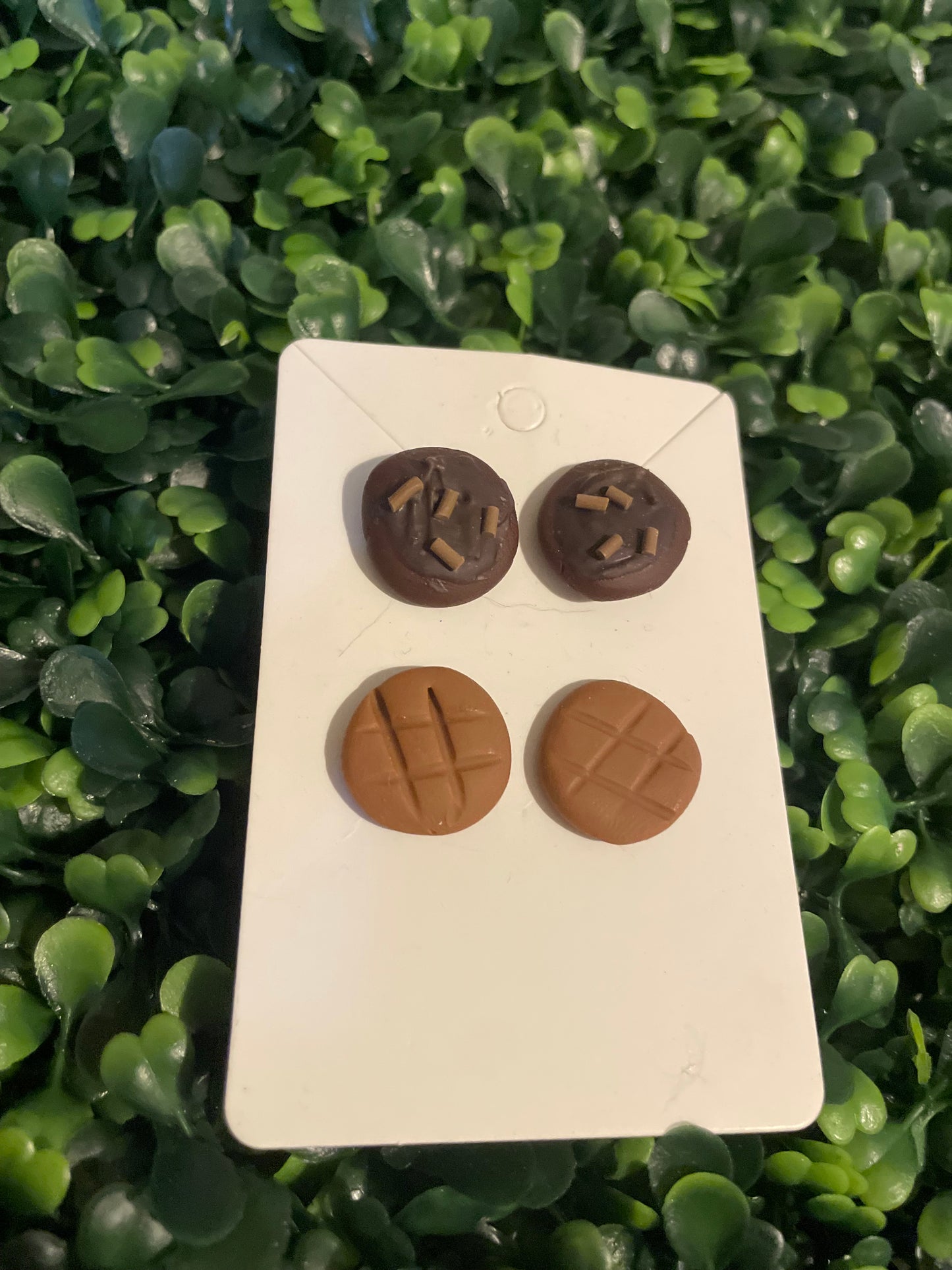Choc pb studs