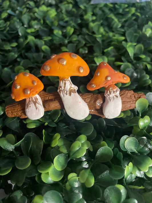 Tan mushroom barrette