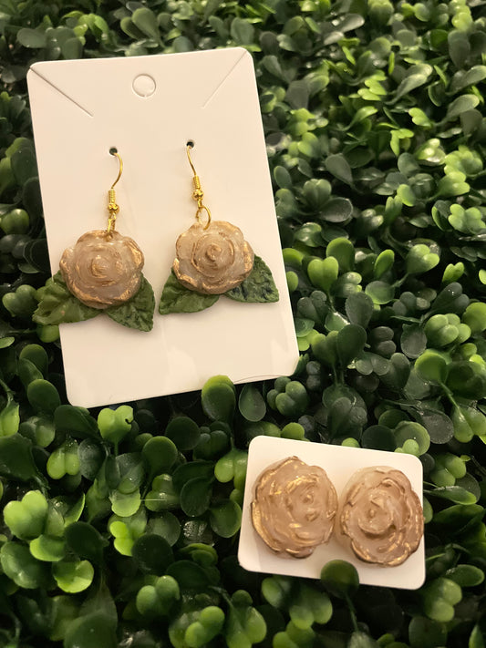 White rose set
