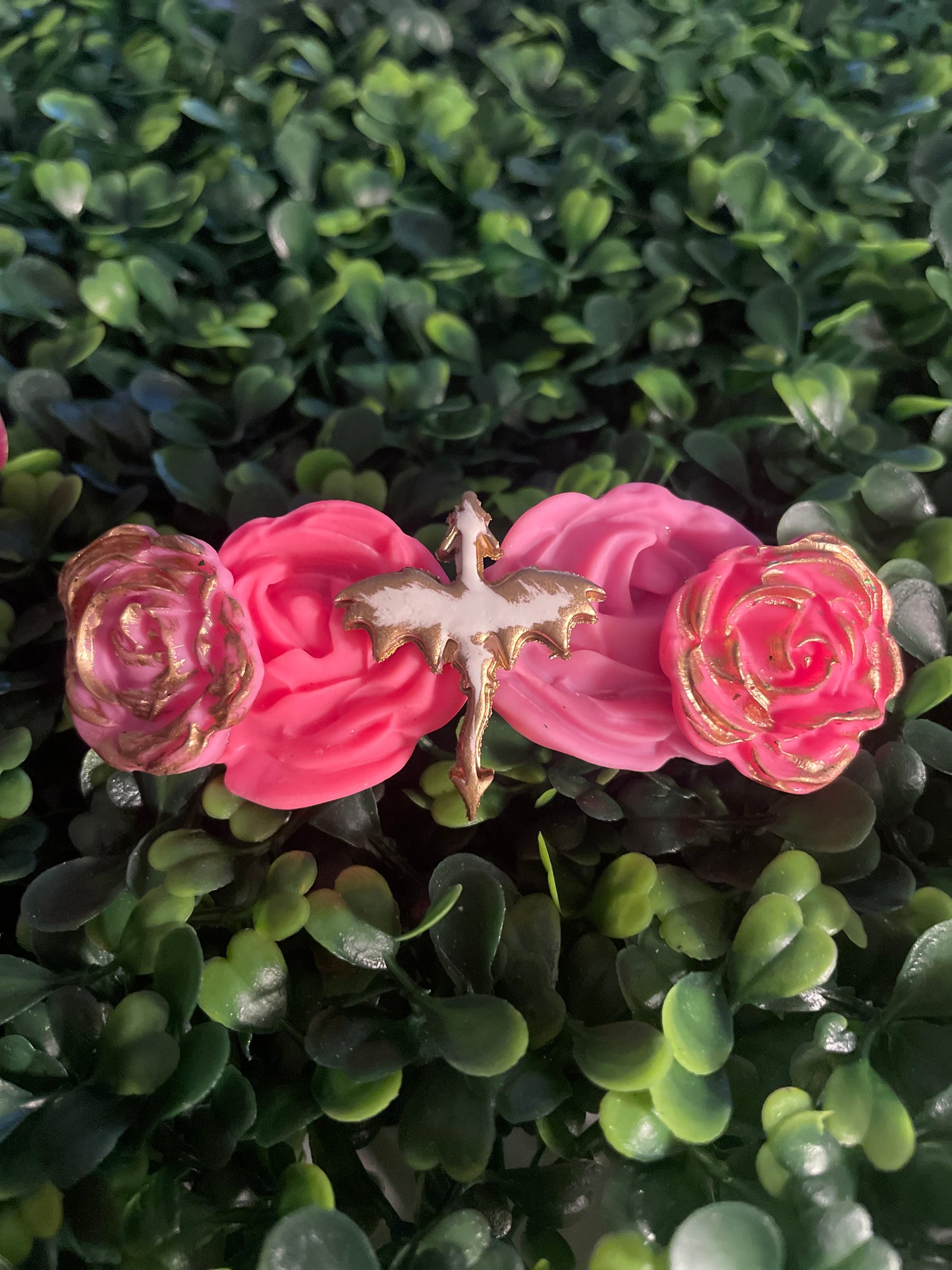 Pink rose dragon clip