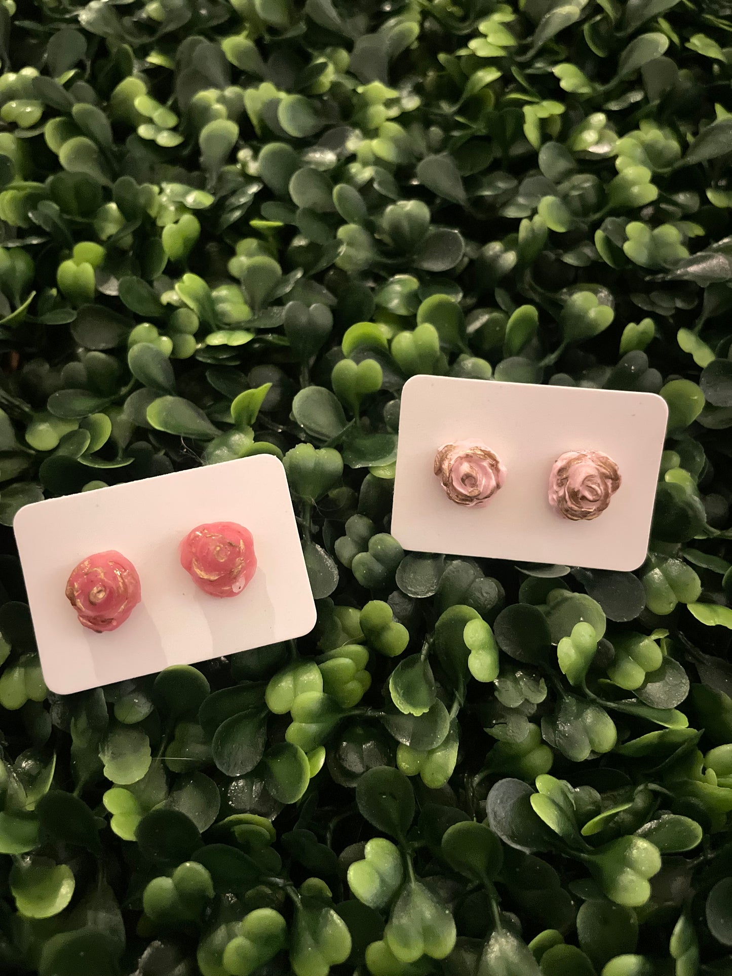 Small flower stud set