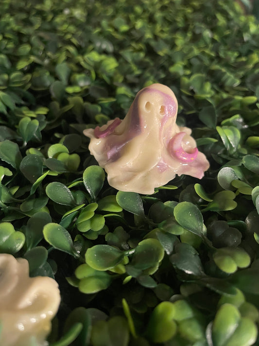 Glow in the dark amethyst ghost