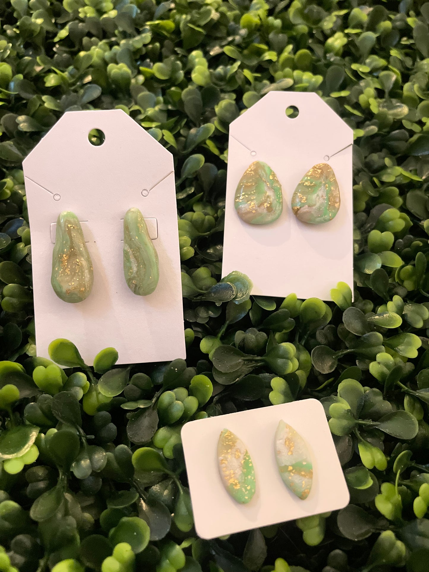 Jade style stud set